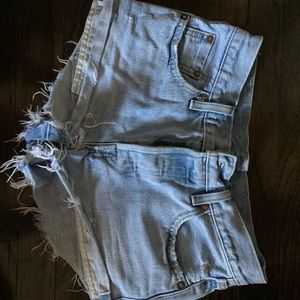 LEVI Jean Shorts